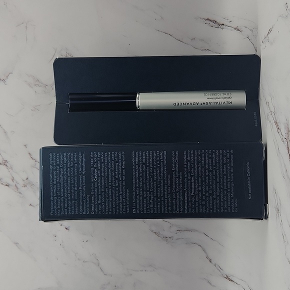 NIB RevitaLash Advanced Eyelash Conditioner 2.0 ml damaged box** - Picture 4 of 5
